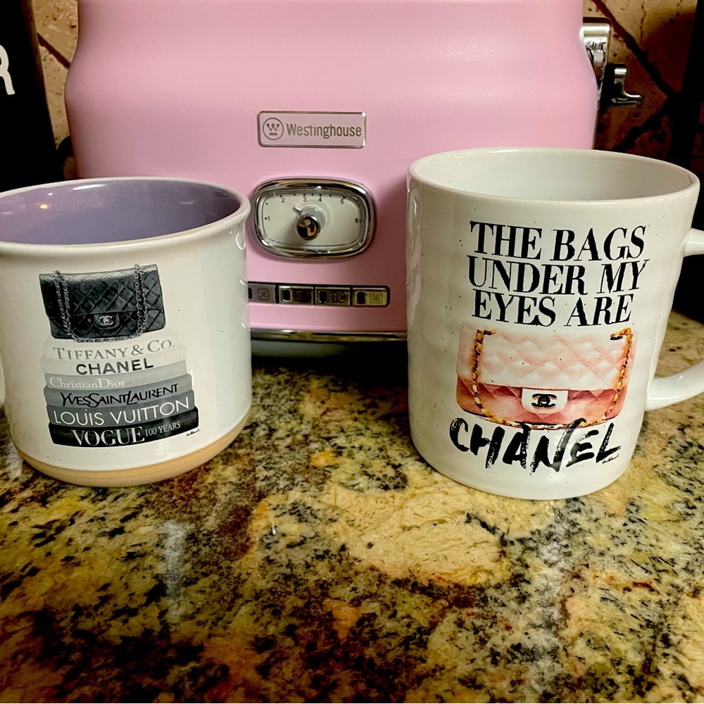 20 Oz Amanda Greenwood Art mug